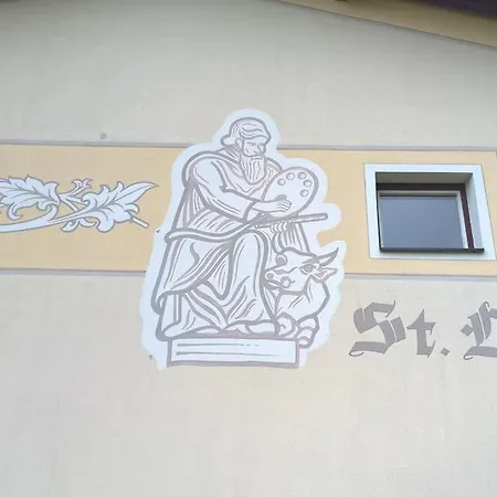 St. Lucas *